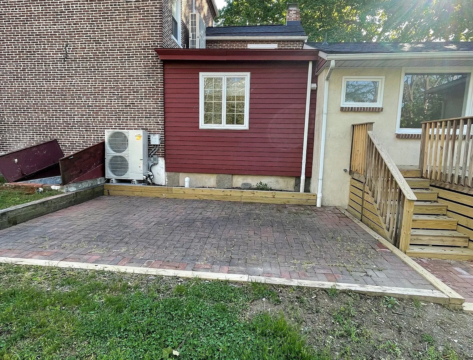 4 bed, 1524 sqft, $3,400 — Photo 1