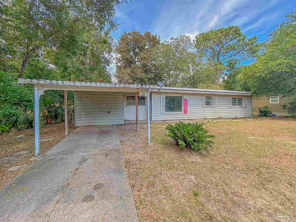 1st image of 924 Cranbrook Ave