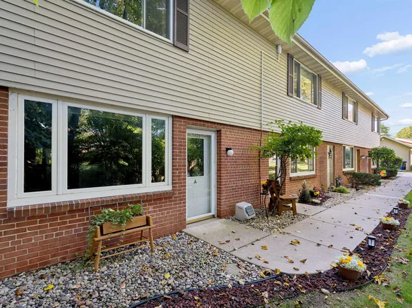 1031 S West Ct APT A, Appleton, WI 54915