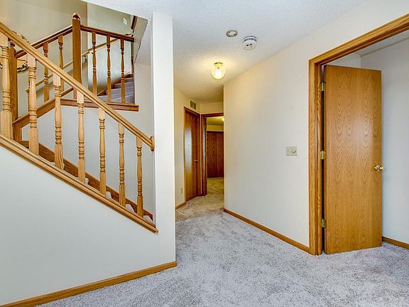 4th image of 10915 Brittany Dr N