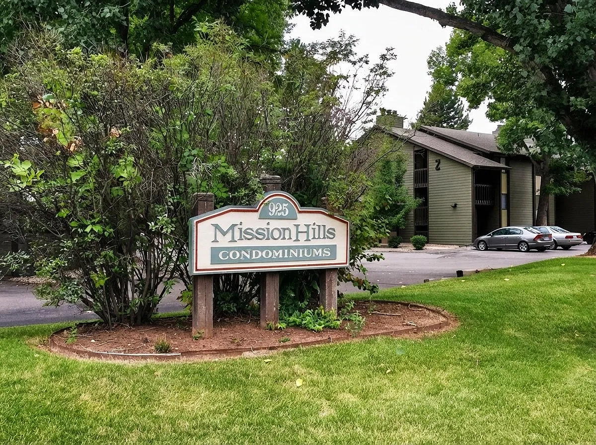 Mission Hills Condominium — Photo 1