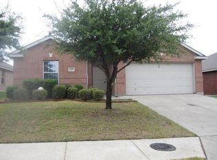 2841 Trailhouse Dr, Dallas, TX 75237