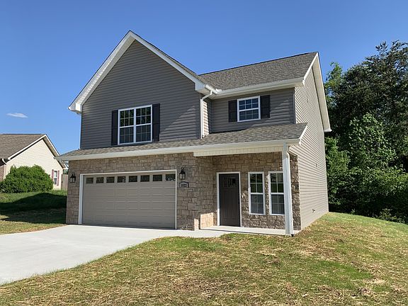 2nd image of 1022 Willow Creek Cir Lot 13R