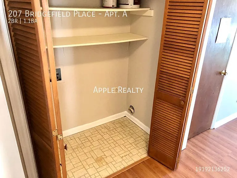 207 Bridgefield Pl #A — Photo 8