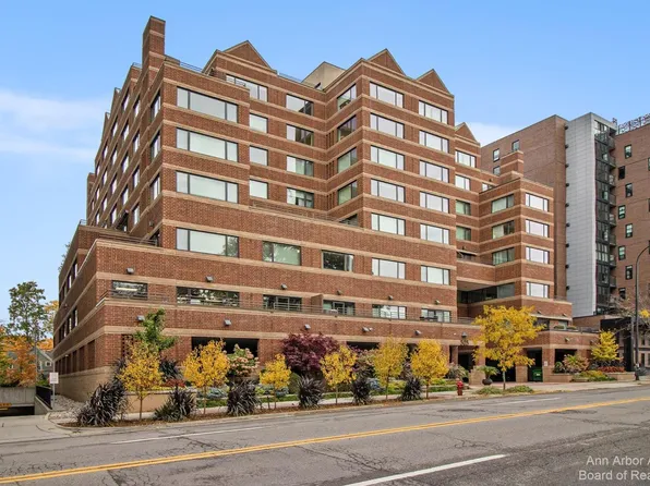 505 E Huron St APT 707, Ann Arbor, MI 48104