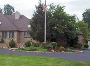 1536 W Smith Rd, Temperance, MI 48182