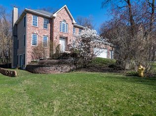 432 Delaware Cir, Bolingbrook, IL 60440