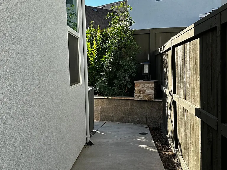 2918 Turner Ave — Photo 59