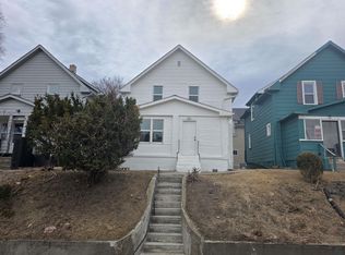 1224 W 5th St, Sioux City, IA 51103