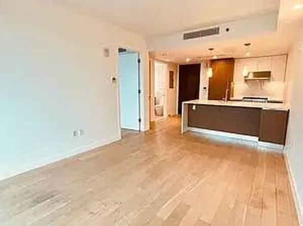 134-37 35th Avenue image 23 of 25