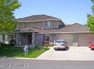 804 S 57th Ave, Yakima, WA 98908