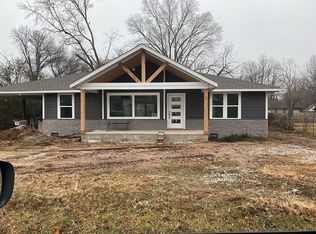 703 NW 6th St, Bentonville, AR 72712