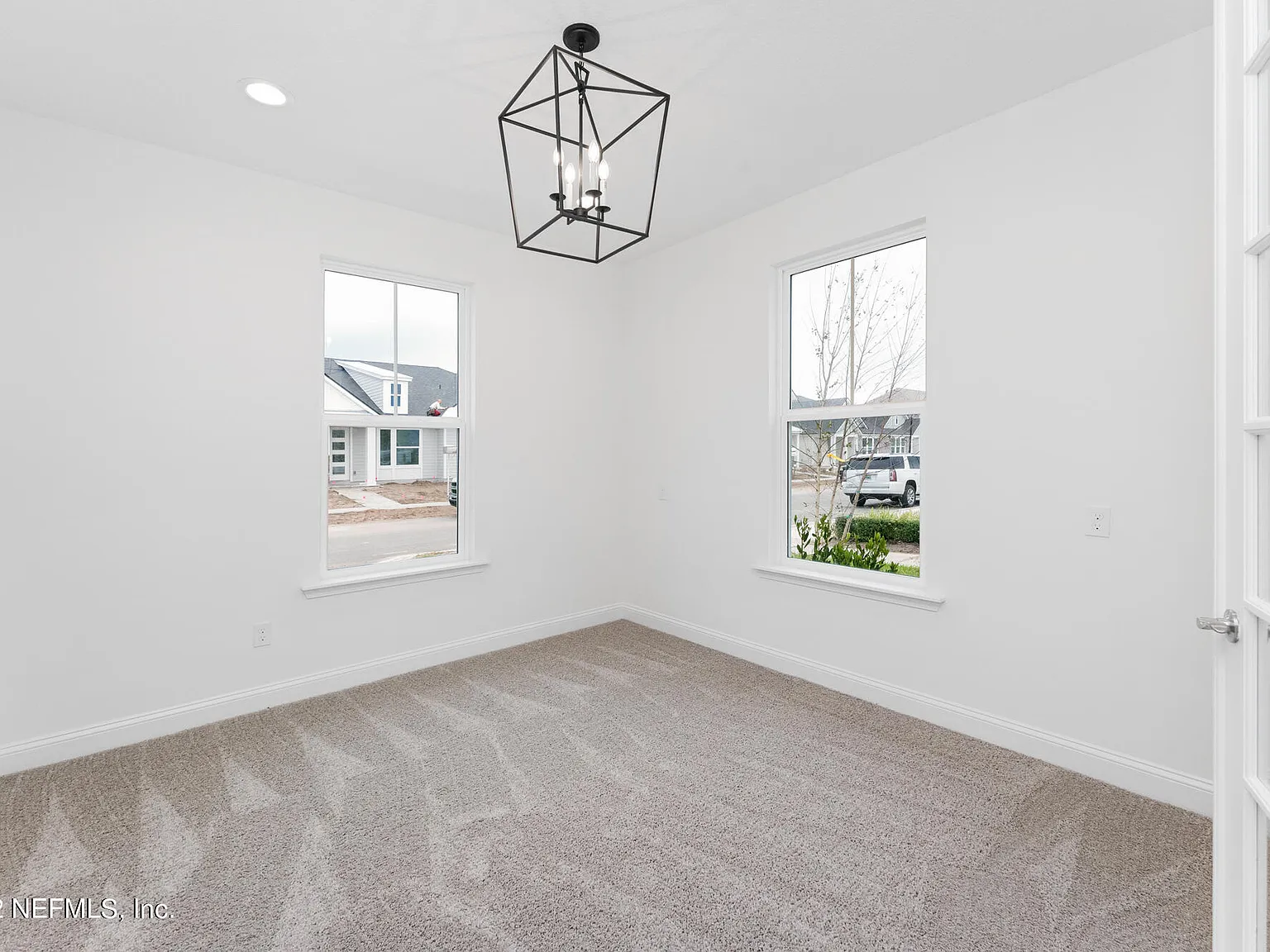 3 bed, 2.0 bath, 1809 sqft, $3,500 — Photo 4
