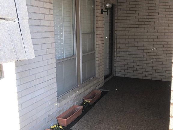2nd image of 2100 W Wadley Ave