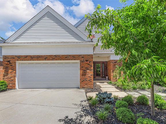 2nd image of 9005 Fair Oaks Crescent Ct