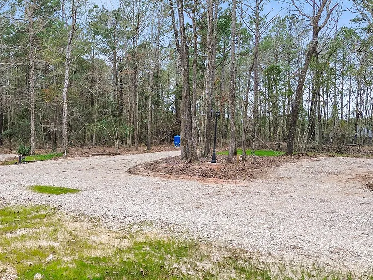 180 Jordan Rd — Photo 32