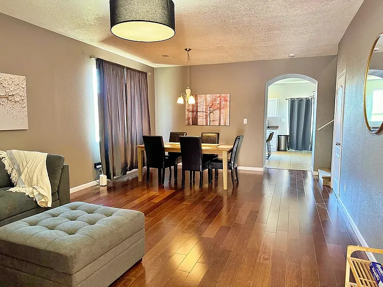2406 Treviso Dr SE — Photo 7