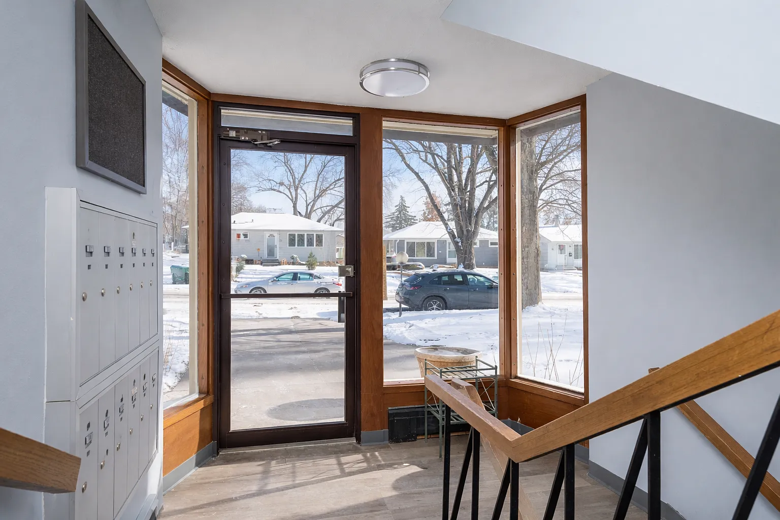 Lynn Plaza Apartments — Photo 4