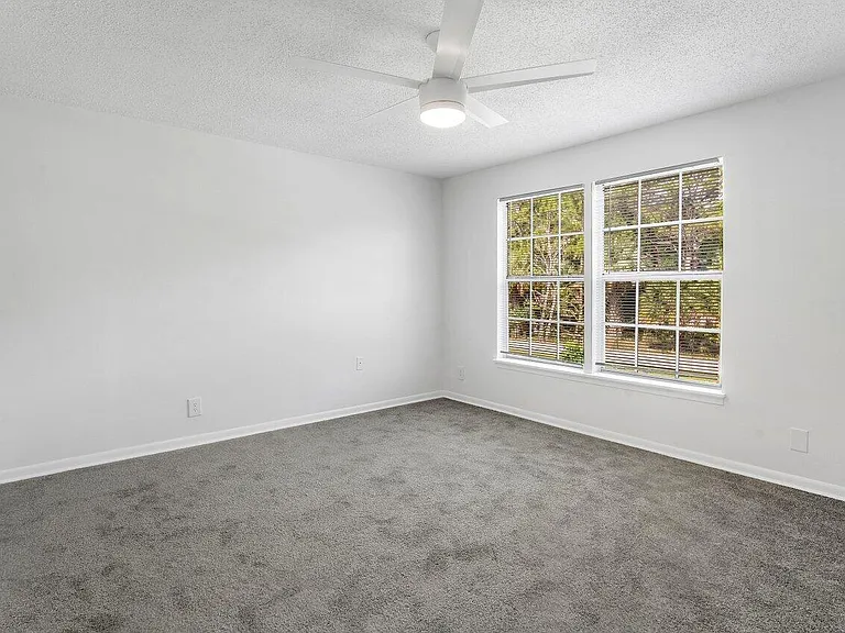 304 Georgian Park Dr — Photo 22