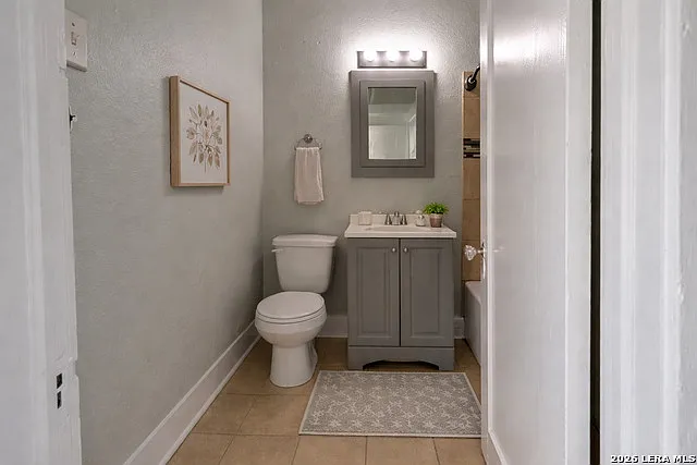 538 Kayton Ave #540 — Photo 8