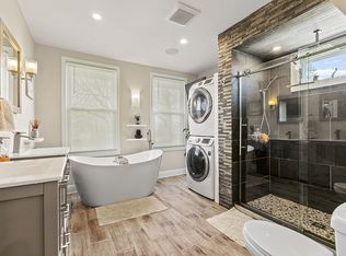 588 Beech St FLOOR 2, Roslindale, MA 02131