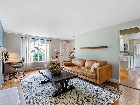 4th image of 5337 Spring Valley Dr
