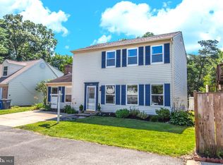 7255 Beverly Park Dr, Springfield, VA 22150