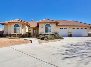 12479 Sarsi Pl, Apple Valley, CA 92308