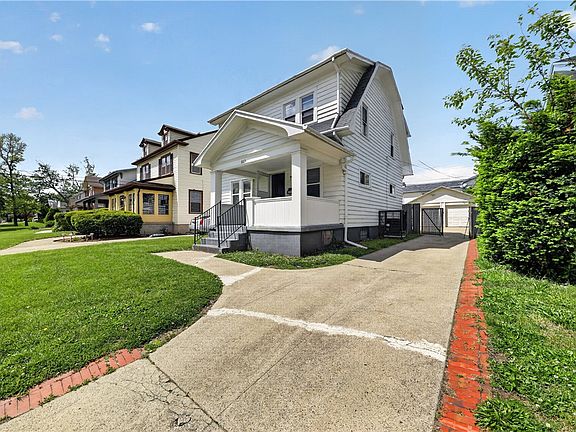 3rd image of 805 Sunnyview Ave