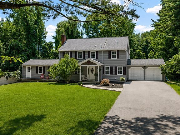 2nd image of 287 Northfield Rd