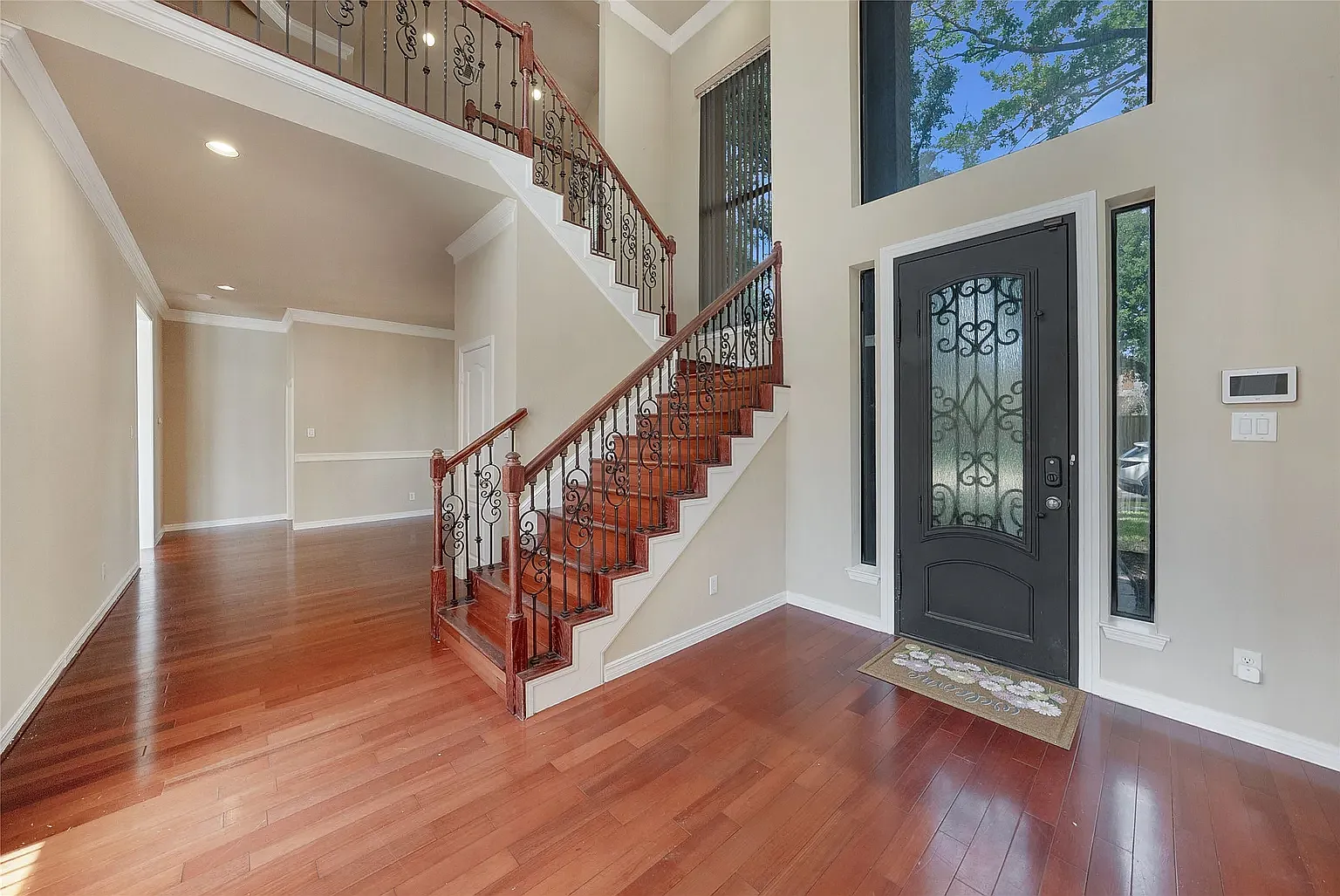 4 bed, 3.5 bath, 3784 sqft, $5,000 — Photo 4