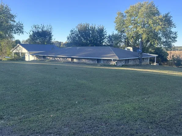 78 Union Hill Rd, Loretto, TN 38469