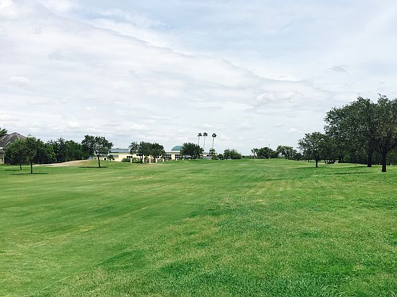 5th image of 3017 Cypress Gardens Dr
