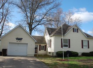 212 W 6th South St, Mount Olive, IL 62069