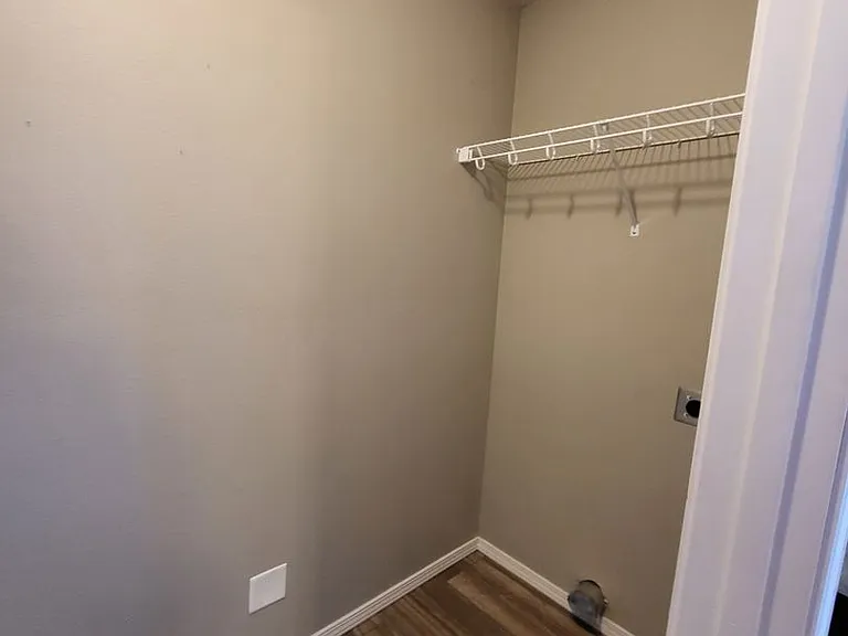 1226 Montana Pl — Photo 15