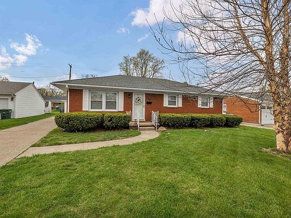2nd image of 723 Wesleyan Park Dr