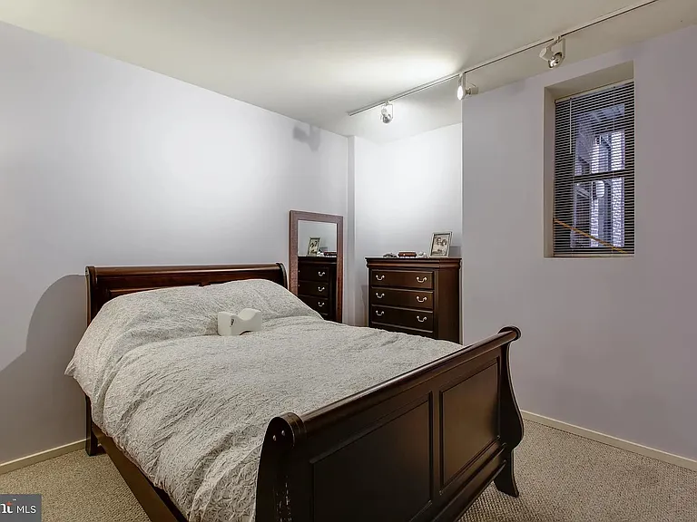 1211 Light St #T6 — Photo 10