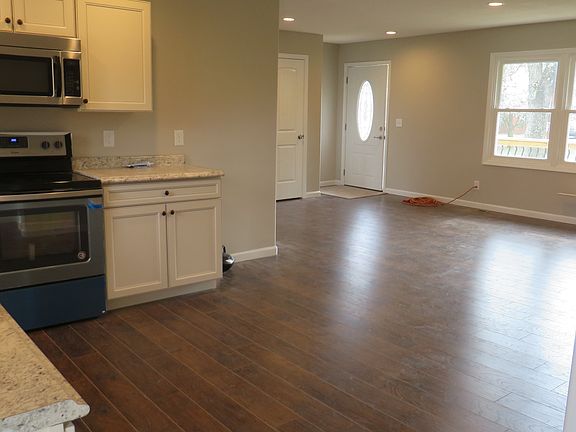 4th image of 804 Haws Dr
