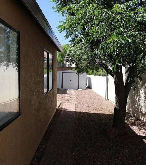 5253 Desert Shadows Dr — Photo 20