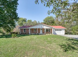 2615 Pen Hook Rd, Monterey, TN 38574
