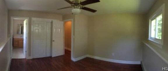 3rd image of 709 Abbey Ln