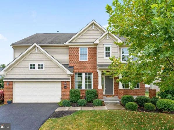 1734 Fletchers Dr, Point Of Rocks, MD 21777