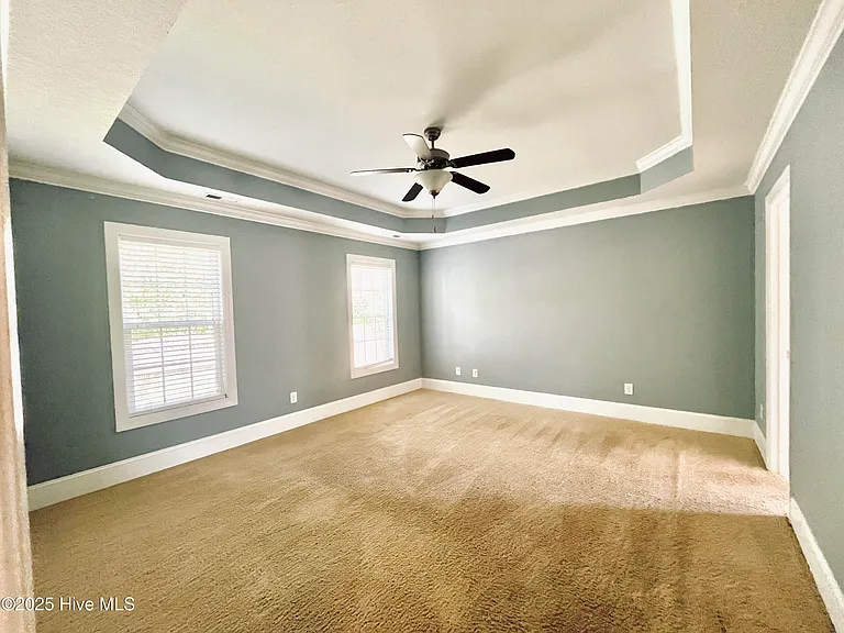1860 Cambria Dr #B — Photo 11