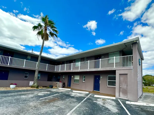 307 Adams Ave APT 10, Cape Canaveral, FL 32920