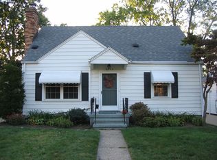 2024 15th St, Cuyahoga Falls, OH 44223
