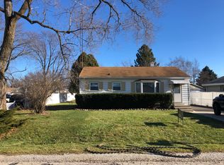 7313 Blackhawk Dr, Racine, WI 53402