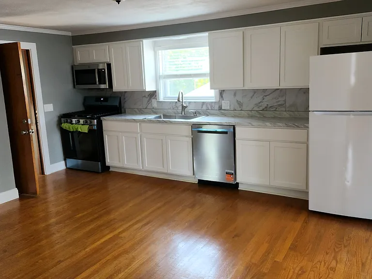 25 Murray St #2 — Photo 3