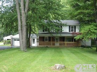 3645 Angus Rd, Fort Gratiot, MI 48059
