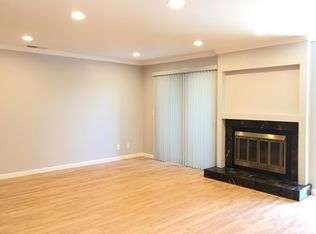 800 Sea Spray Ln APT 301, Foster City, CA 94404