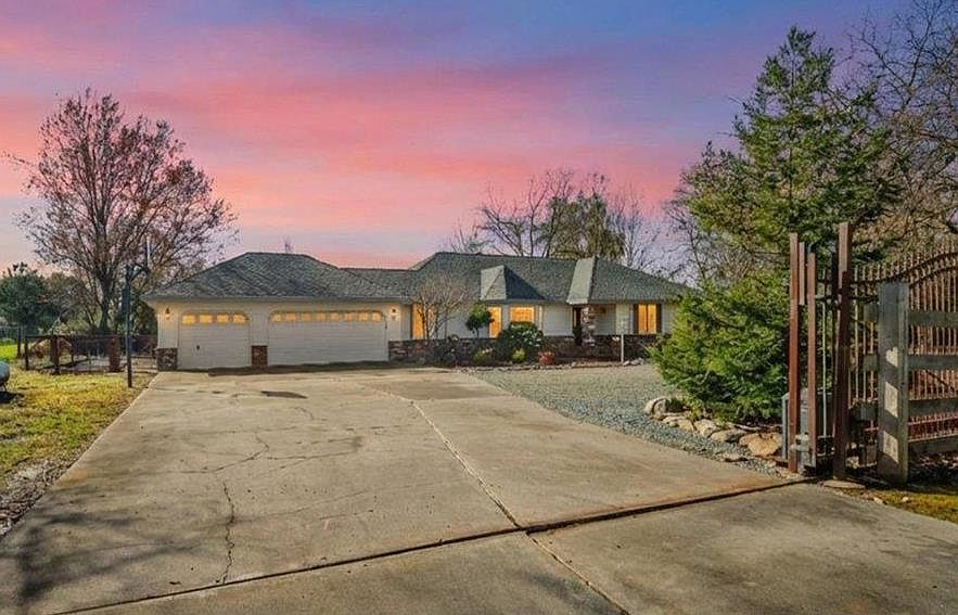 1st image of 9777 Tavernor Rd